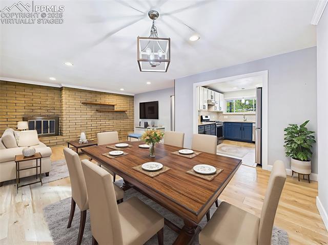 1107 Parkview Boulevard