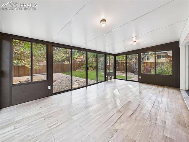 1107 Parkview Boulevard