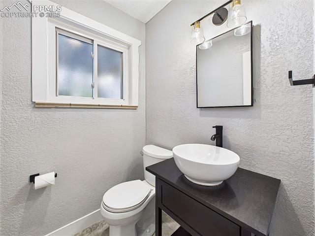 1107 Parkview Boulevard