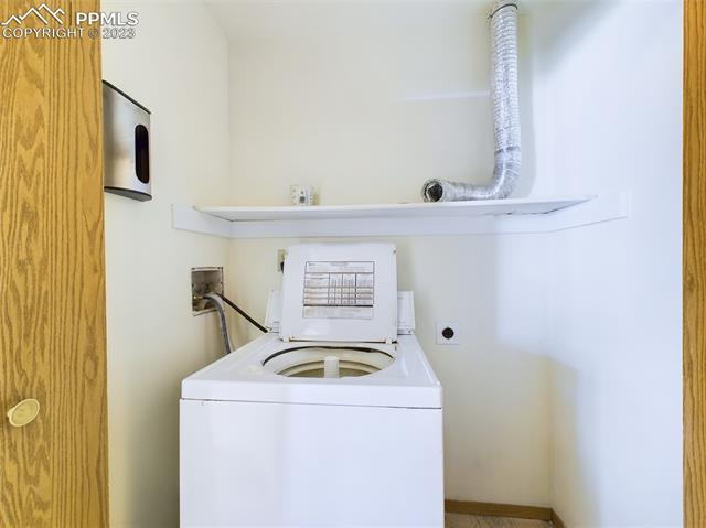 4359 Hunting Meadows Circle