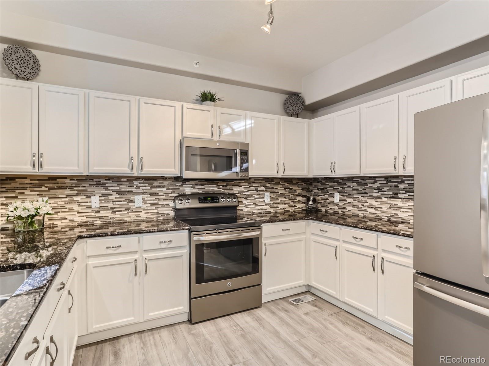 9758 Laredo Street Unit: 33E