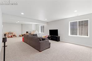 11661 Spectacular Bid Circle