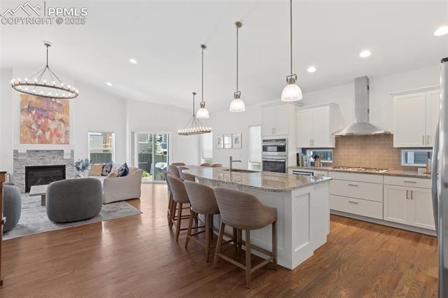 11661 Spectacular Bid Circle