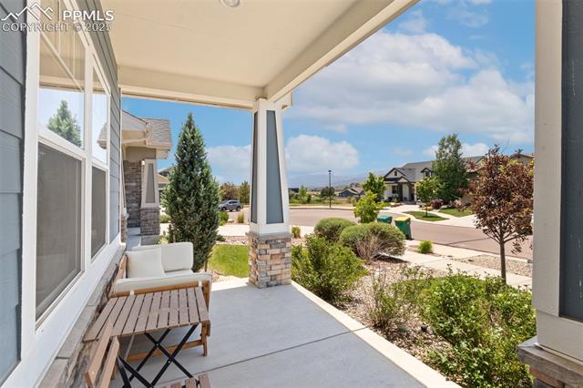 11661 Spectacular Bid Circle