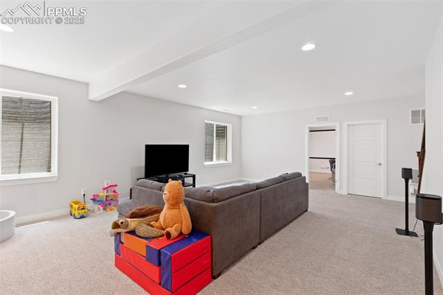 11661 Spectacular Bid Circle