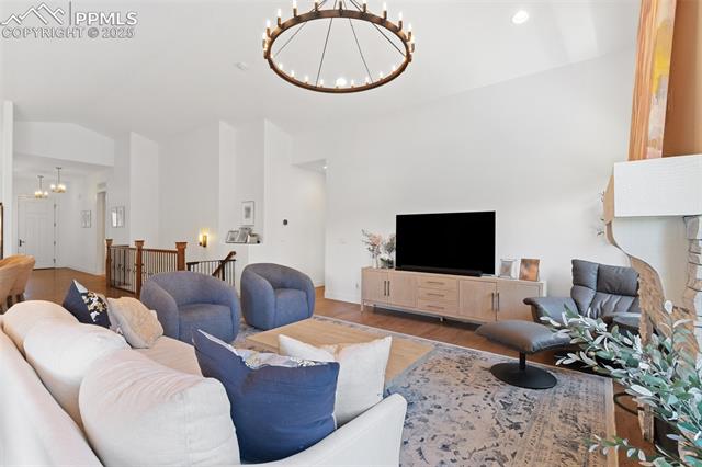 11661 Spectacular Bid Circle