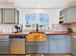 699 Cedar Hills Road