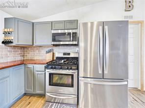 699 Cedar Hills Road