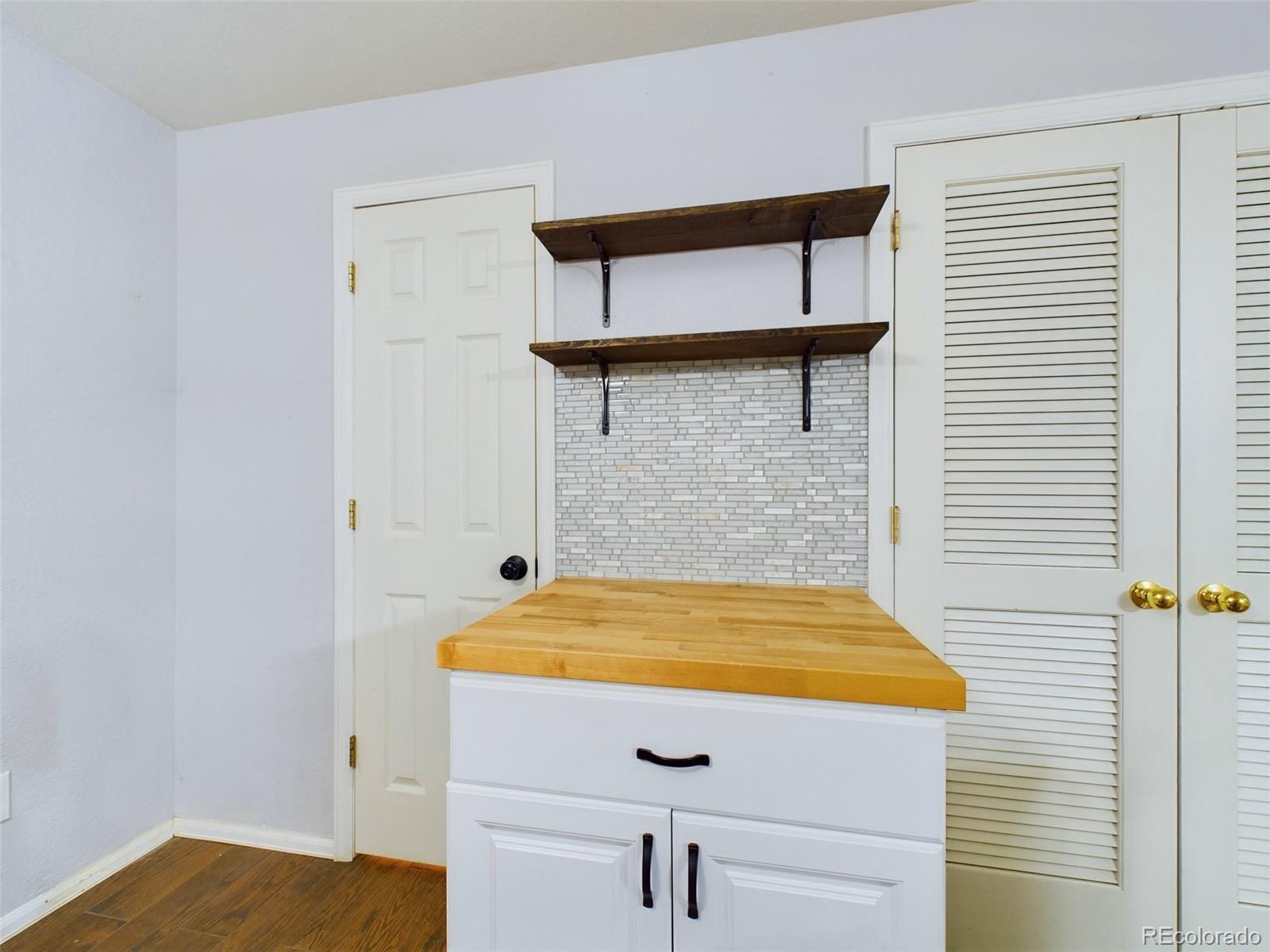 6450 Rockville Drive