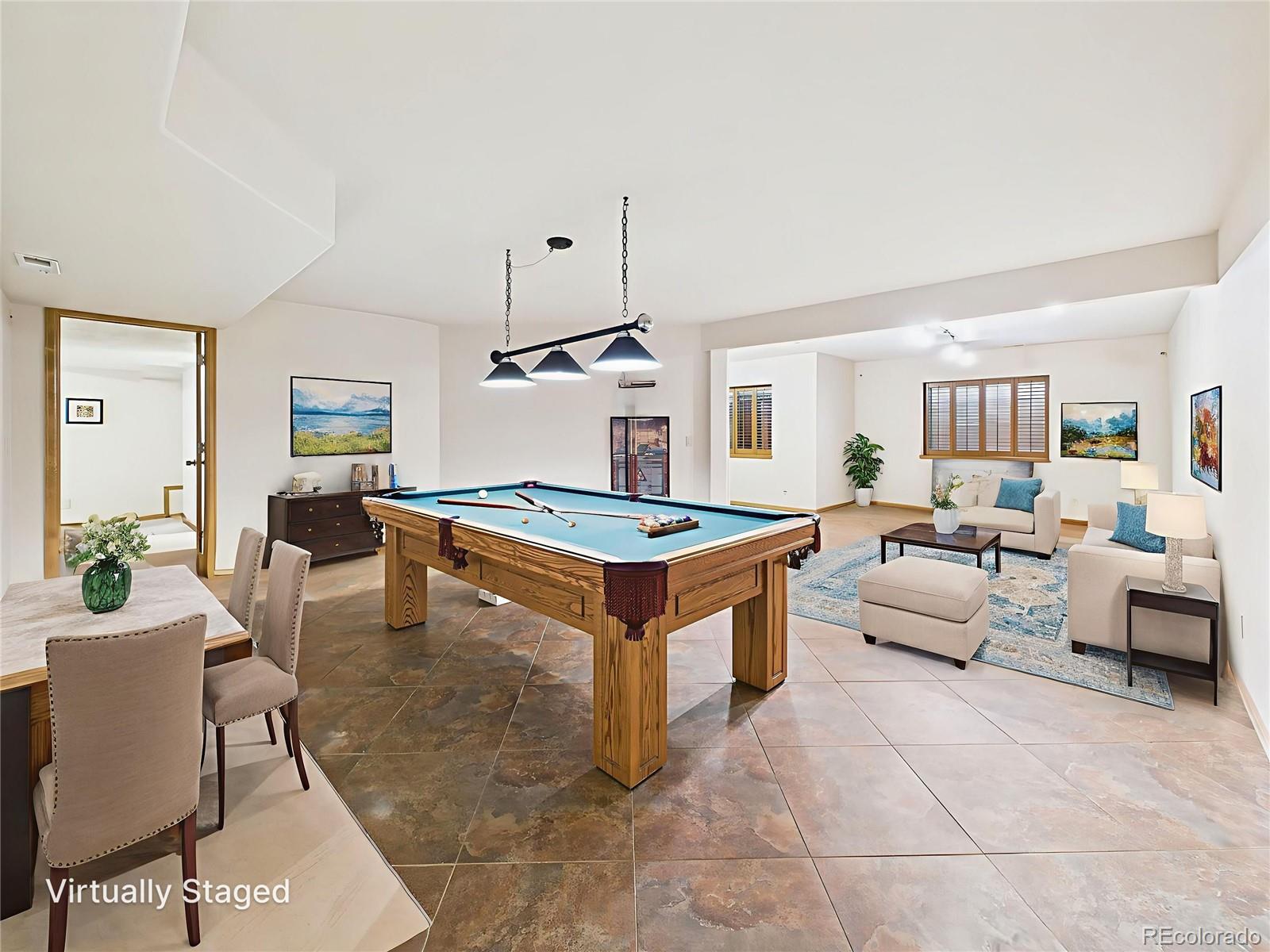 8 Luxury Lane