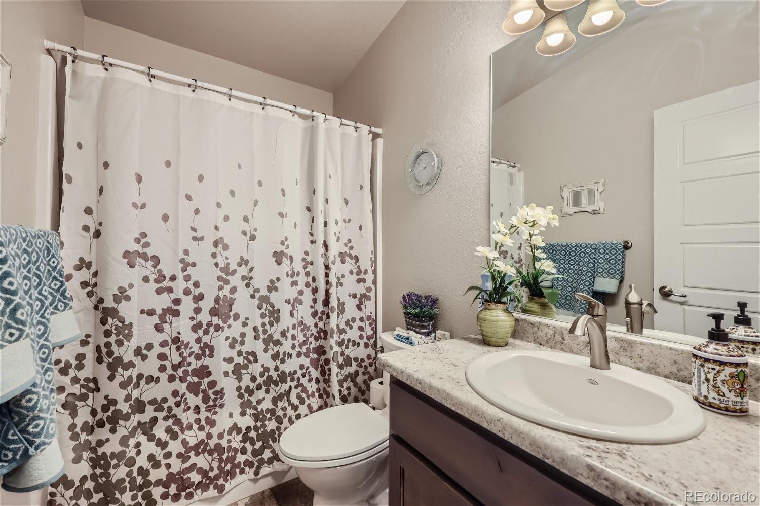 617 E Chaunsey Drive