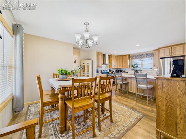 849 E Woodleaf Drive