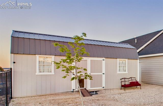 849 E Woodleaf Drive