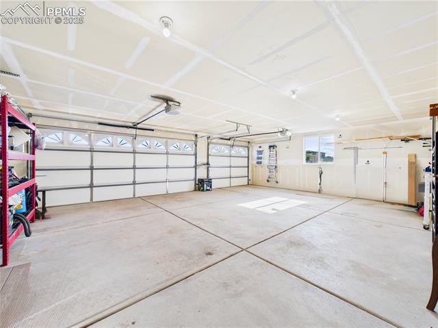 849 E Woodleaf Drive