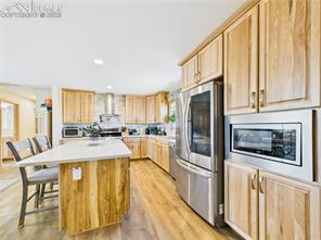 849 E Woodleaf Drive