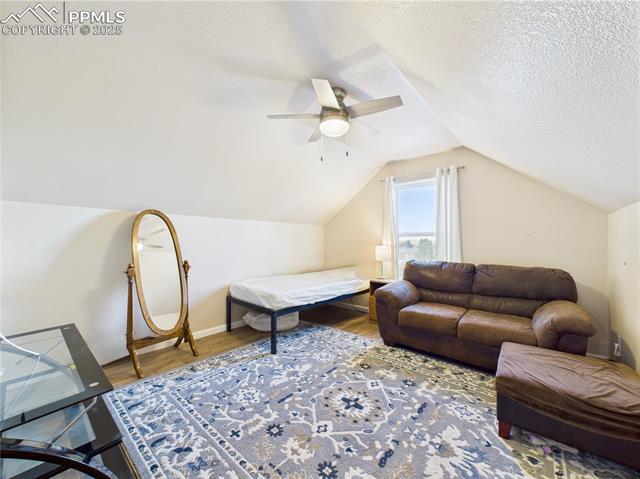 849 E Woodleaf Drive