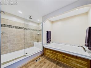 849 E Woodleaf Drive