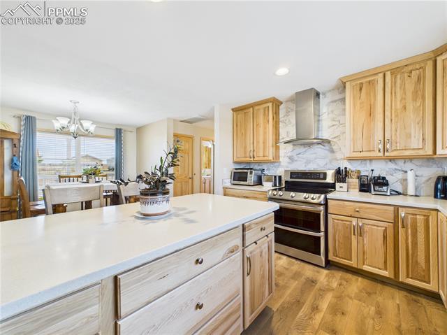 849 E Woodleaf Drive