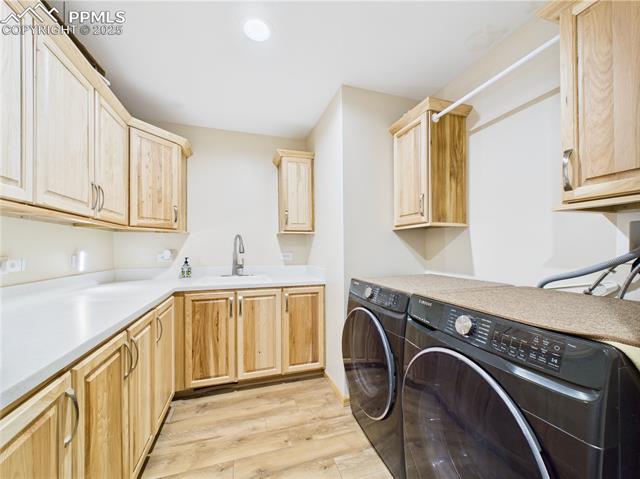 849 E Woodleaf Drive