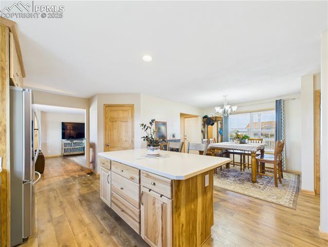 849 E Woodleaf Drive