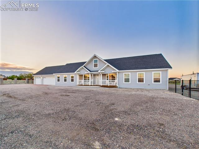 849 E Woodleaf Drive