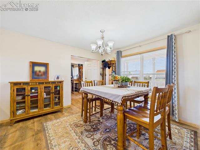 849 E Woodleaf Drive