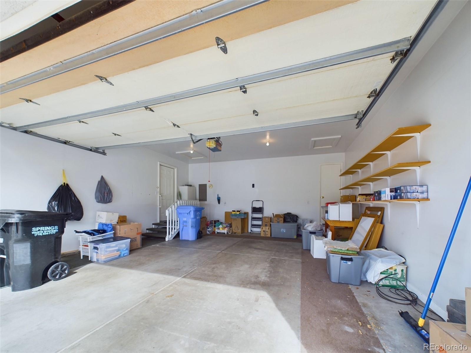 860 Loma Point