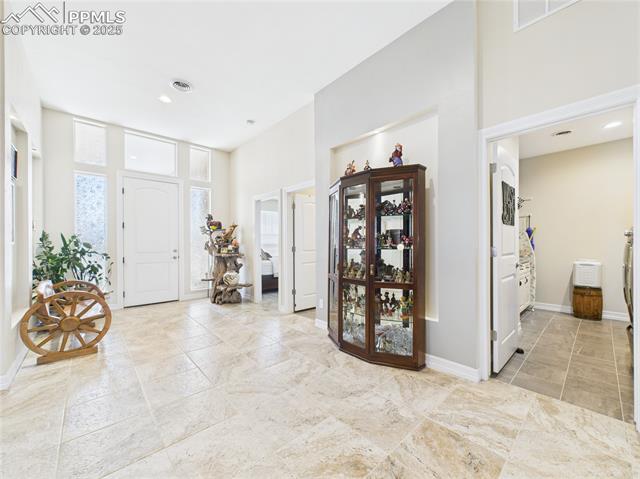 557 S Archdale Drive