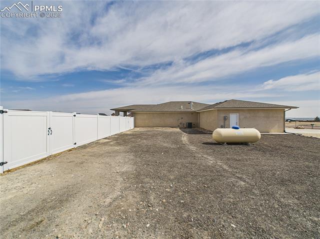 557 S Archdale Drive