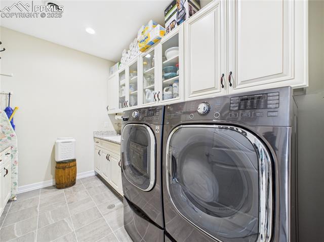 557 S Archdale Drive