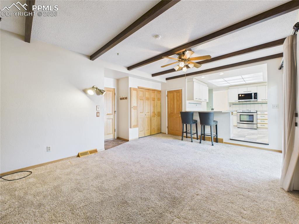 2210 Greenwich Circle