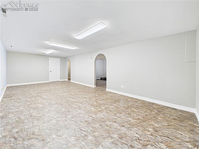 2210 Greenwich Circle