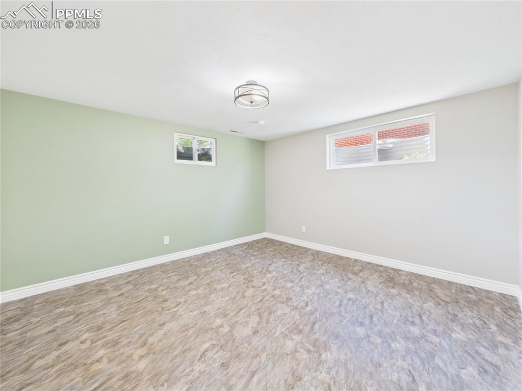 2210 Greenwich Circle