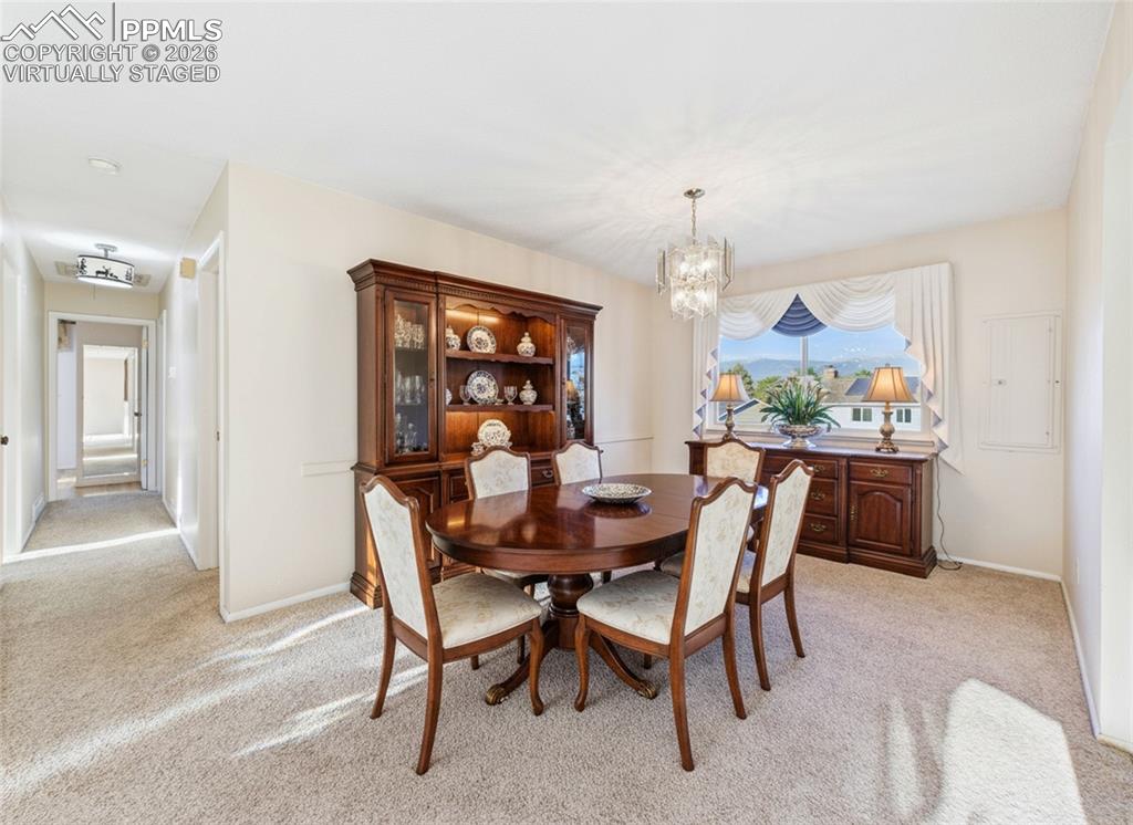 2210 Greenwich Circle