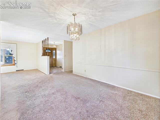 2210 Greenwich Circle