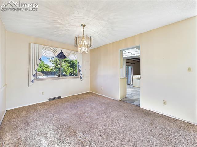 2210 Greenwich Circle