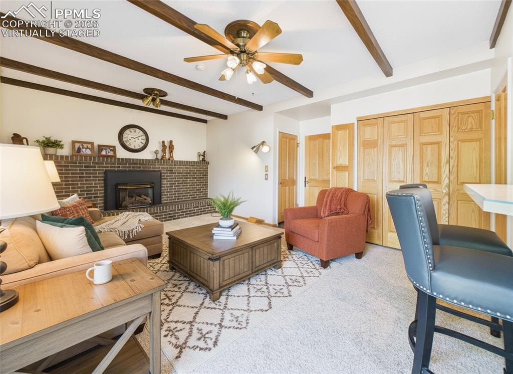 2210 Greenwich Circle