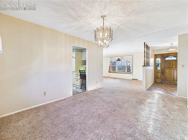 2210 Greenwich Circle