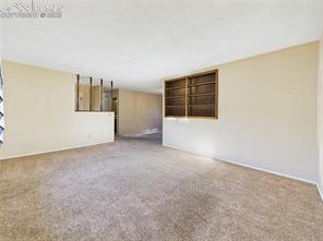 2210 Greenwich Circle