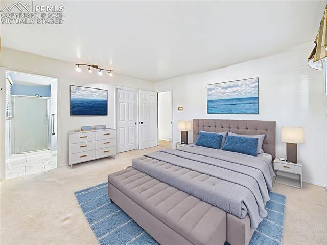2210 Greenwich Circle