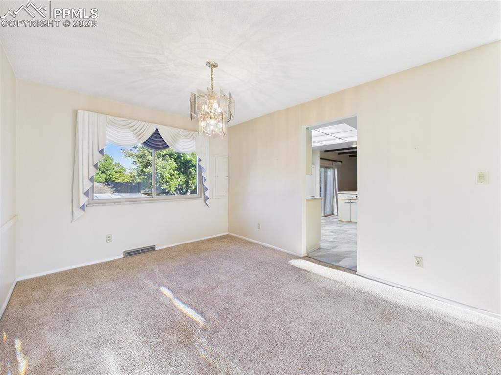 2210 Greenwich Circle