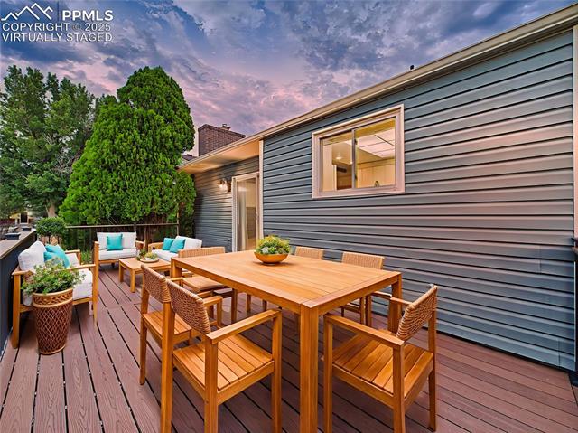 2210 Greenwich Circle