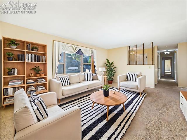 2210 Greenwich Circle