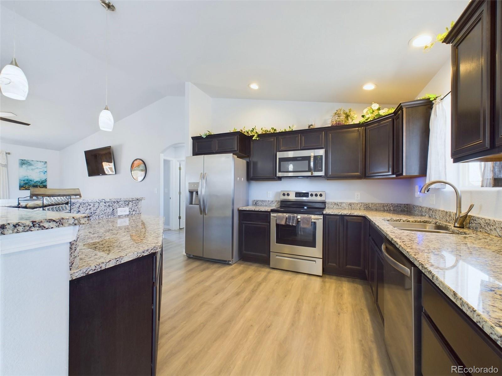 1021 W Calle Del Ciervo