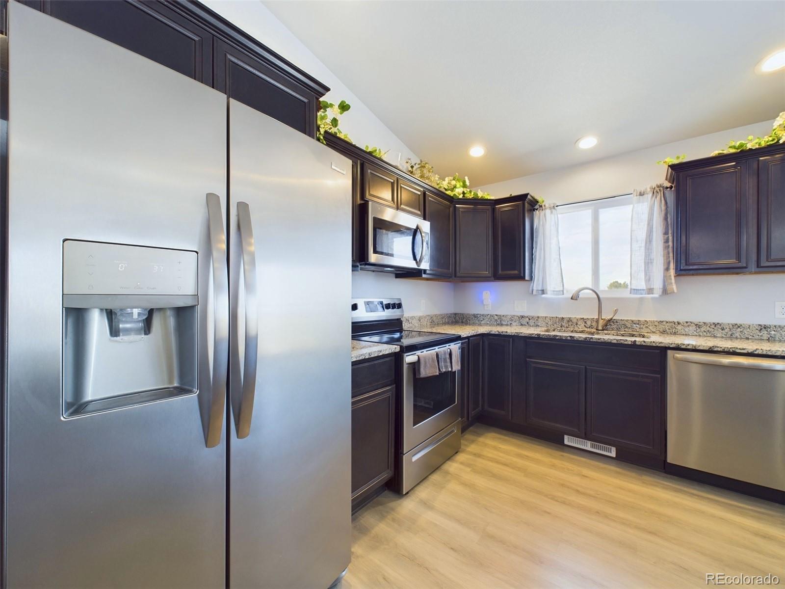 1021 W Calle Del Ciervo