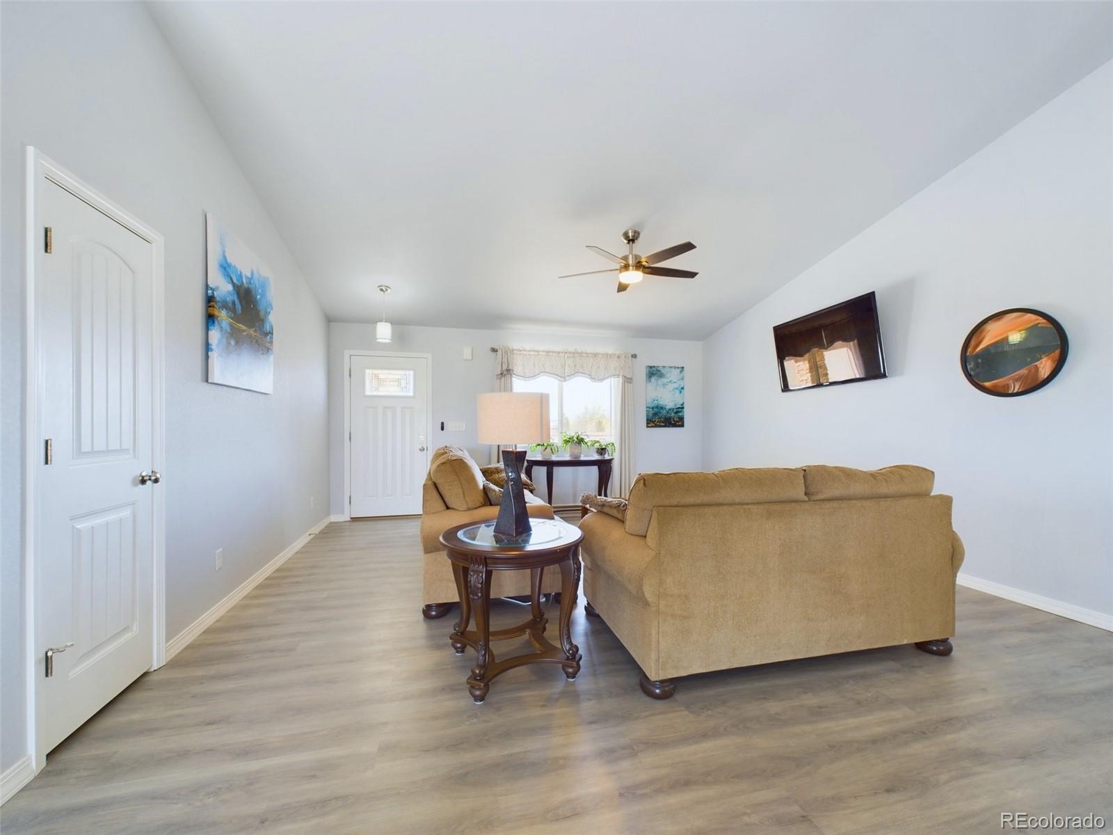 1021 W Calle Del Ciervo