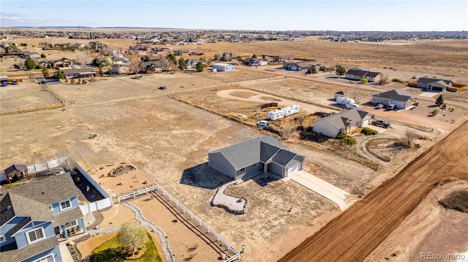 1021 W Calle Del Ciervo