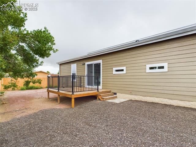 250 E Rolling Hills Drive