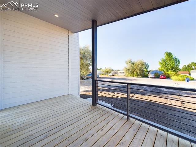 250 E Rolling Hills Drive