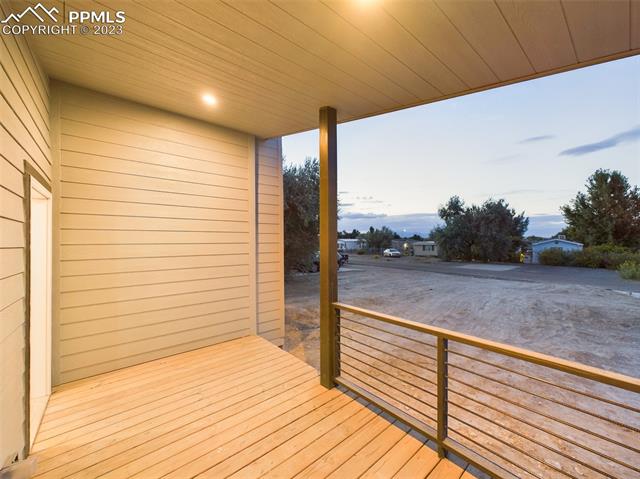 250 E Rolling Hills Drive